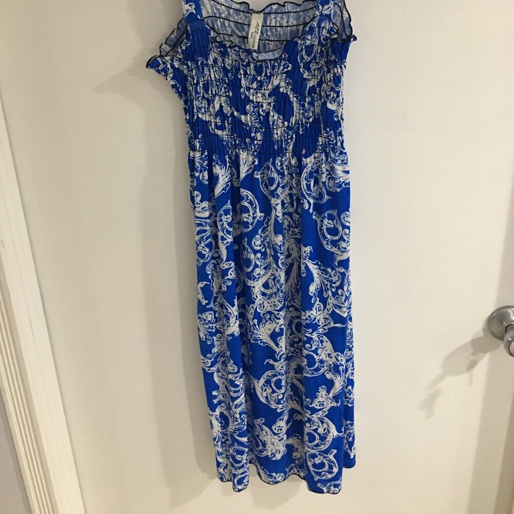 New! Without tags...sleeveless summer dress!